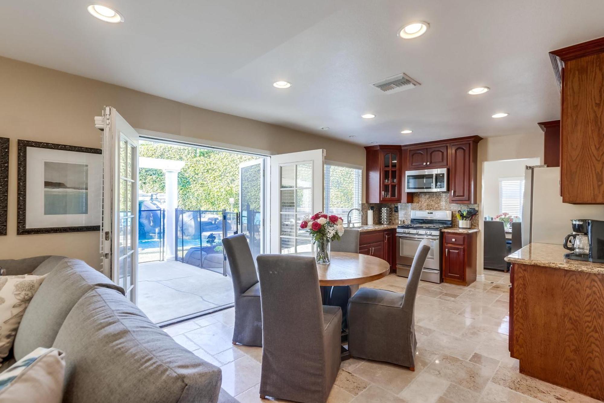 Destination #48 Villa Placentia Exterior photo