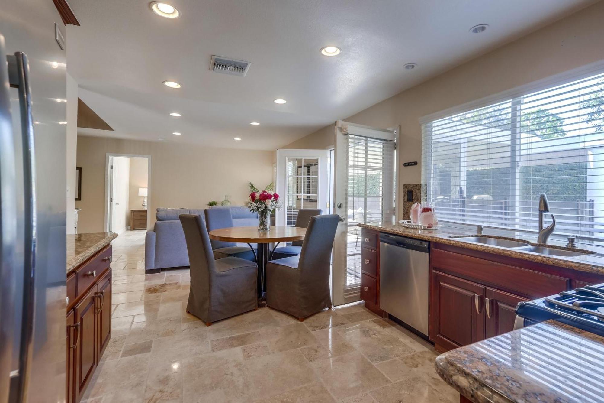 Destination #48 Villa Placentia Exterior photo
